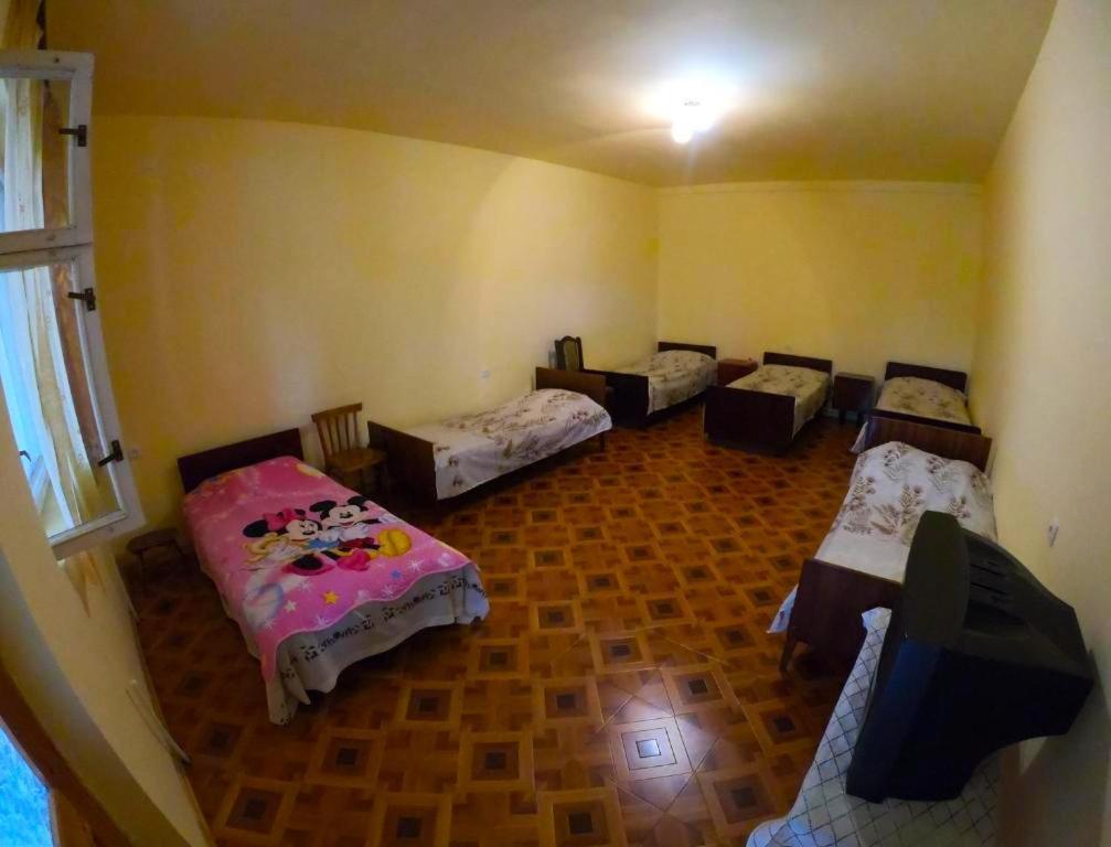 Nnn Guest House Goris Pokoj fotografie